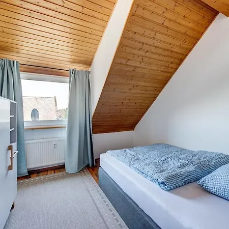 Schoene In * Andernach