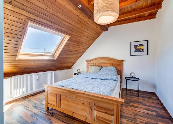 Schoene In * Andernach