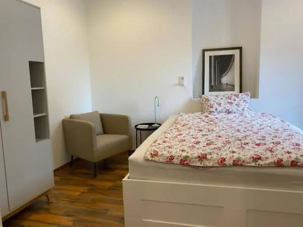 Apartment Schoene In Andernach